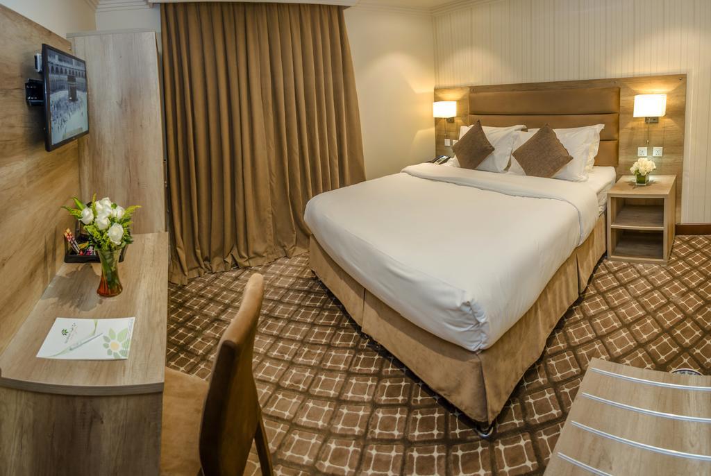 Burj Alhayat Hotel Suites Olaya Riaad Buitenkant foto