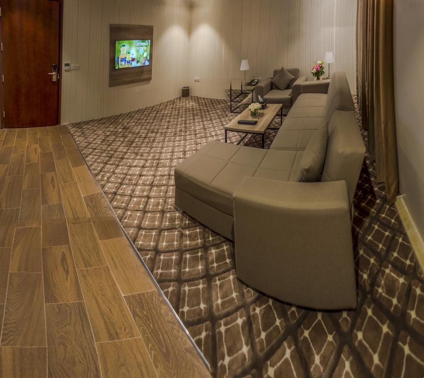 Burj Alhayat Hotel Suites Olaya Riaad Buitenkant foto