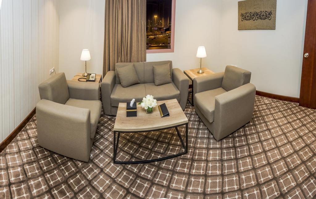 Burj Alhayat Hotel Suites Olaya Riaad Buitenkant foto