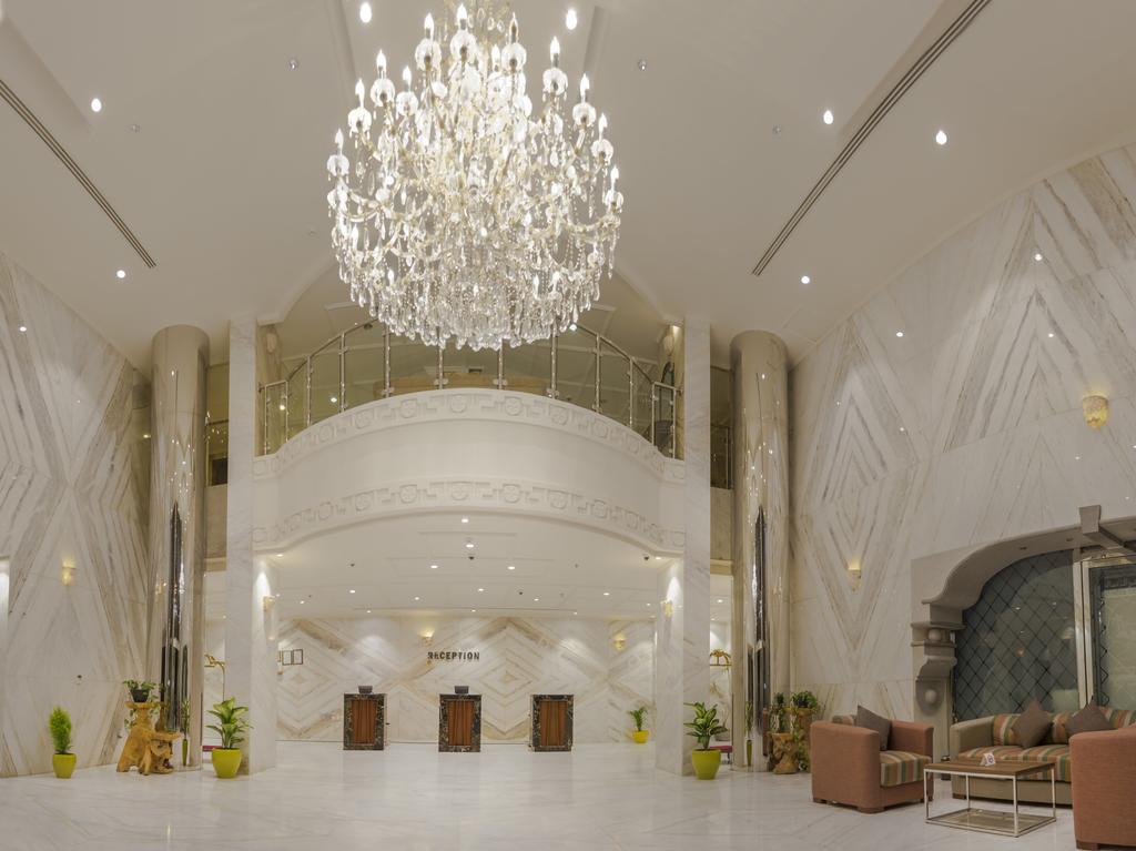Burj Alhayat Hotel Suites Olaya Riaad Buitenkant foto